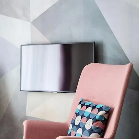 Pastel Serenity Retreat Close To Downtown - 903